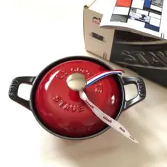 新品 Staub ココットラウンド チェリー 26㎝ ミトン、シリアルナンバー