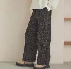 niko and ... プリントコーデュロイパンツ　グレーレオパード