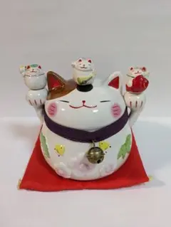 150 招き猫　鈴付き　子招き猫