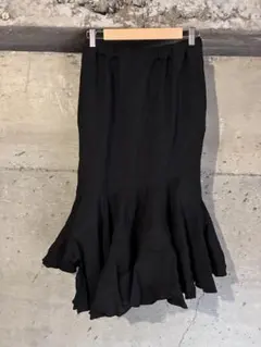 【着用一回のみ】COMME des GARÇONS スカートのサムネイル