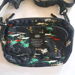 【新品】キウ300D フロントポケットミニショルダーバッグ K156リゾートBK