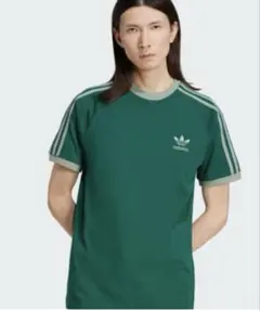 本日限定値下げ未使用完売品アディカラークラシックス スリーストライプス Tシャツ