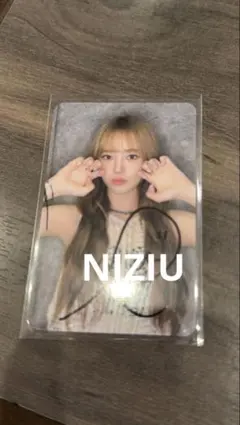 Item thumbnail for item fae611b4-1db9-4e2f-921b-72985b3dc96d