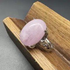 お得❗️クンツァイト　薄いパープル色　パワーストーン　天然石リング