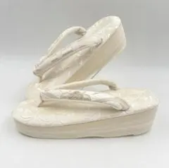 Item thumbnail for item 5fe105b0-7daa-4b24-81ea-92c0a2d6432e