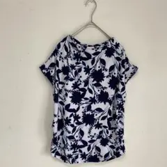 【DoCLASSE/ドゥクラッセ】ボタニカル　カットソー【XL】フレンチスリーブのサムネイル