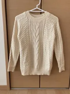 ケーブル　ニット　セーター　ベージュ アイボリー ケーブルニットセーター 長袖