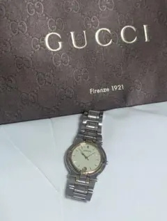 美品　腕周約16cm GUCCI アナログ腕時計 シルバー/ゴールドのサムネイル