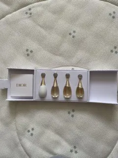 Dior バースデーギフト香水セット 4本入り