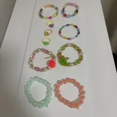 カラフルビーズ　ブレスレット7個、指輪3個セット
