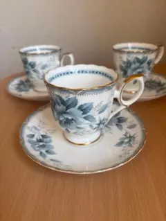 青と白の花柄カップ・ソーサー 3個セット