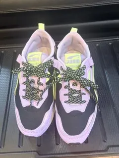 PUMA スニーカー パープル ブラック　FUTURE PASTのサムネイル