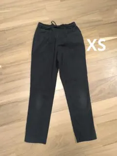 ブラック カジュアルパンツ XSサイズ