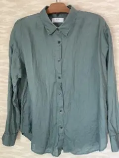 UNIQLO グリーン 長袖シャツ
