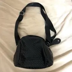 Kabaïou ブラックショルダーバッグ
