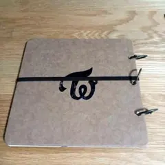 Item thumbnail for item 5ca795b4-ac34-4b66-9f8b-633bcfb71142