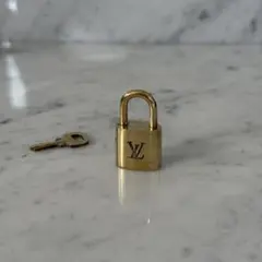 Item thumbnail for item 600beb57-cc2e-4917-9f27-09a294adf713