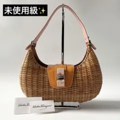 未使用級✨フェラガモ　VARA リボン　かごバッグ　ラタンショルダーバッグのサムネイル