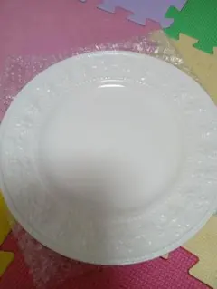 Wedgwoodヴェッジウッド ホワイト皿 約27cm2枚セット