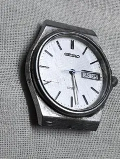 稼働】 SEIKO SPIRIT 7N48-7010 デイデイト 白文字盤 - メルカリ