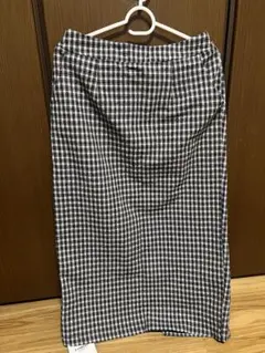 チェック柄タイトスカート