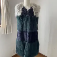 PINKO TAG 毛皮ベスト　ジャケット　未使用品