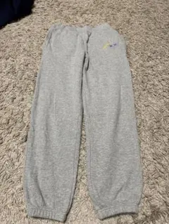 ユニクロKAWSコラボサイズ140