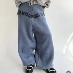 THE MYSTERIOUS HOTEL ニット パンツ