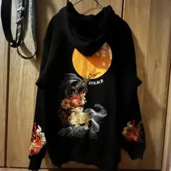 【特別価格】今昔konyjaku 刺繍パーカー ブラック 特別価格】今昔konyjaku 刺繍パーカー ブラック - メルカリ