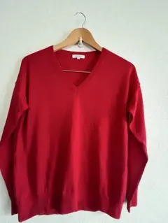 PLST 赤 Vネックセーター Mサイズ
