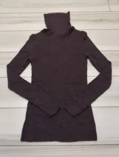 ユニクロ　リブタートルネックセーター(ダークブラウン)