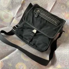 美品PRADA ブラック ショルダーバッグ