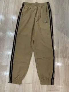 Adidas トラックパンツ M ライトゴールド こげ茶 ベージュ