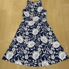 Banana Republic 花柄ノースリーブ ワンピース 膝丈のサムネイル