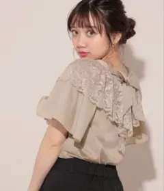 【美品】バックリボンブラウス ZOZOTOWN限定アイテムのサムネイル