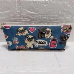 ペンケース　筆箱　ポーチ　ハンドメイド　両面パネル生地　コミック柄　パグ　黒パグ