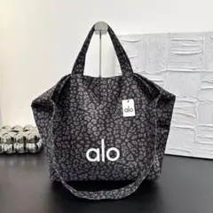 2026年最新】ALO Yoga レディースバッグの人気アイテム - メルカリ