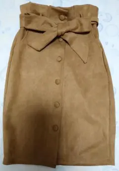 美品[M’s] 前ボタンウエストリボン 膝丈スカート