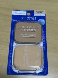 AQUALABEL ブライトニングパウダリー オークル20 レフィル ファンデのサムネイル