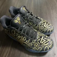 土日限定価格　NIKE KOBE 11 コービー11のサムネイル