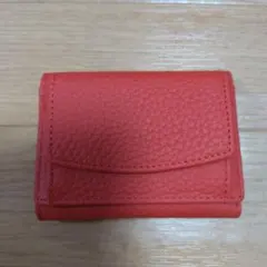 【お値下げ】レザー三つ折り財布　レッドのサムネイル