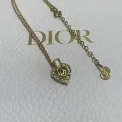 Diorクリスチャンディオール　ネックレス ハート ロゴ ラインストーン