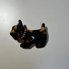AGATHA 犬型ブローチ ストーン付きのサムネイル