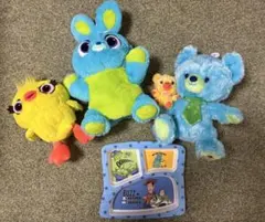 美品　ディズニーキャラクターぬいぐるみまとめ売り　プレートのおまけ付き