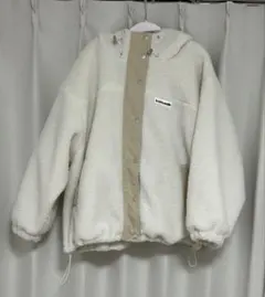 アイボリー オーバーサイズボアアウター