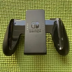 【美品】任天堂Switch純正品　Joy-Conグリップ　正規品　ジョイコン用