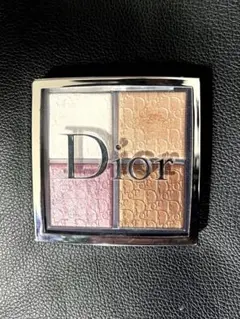Dior バックステージフェイスグロウパレット001