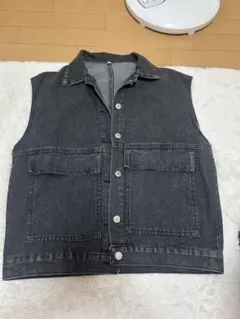 ダークグレー デニムジレ sサイズ