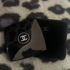 CHANEL ブラック スクエアミラー