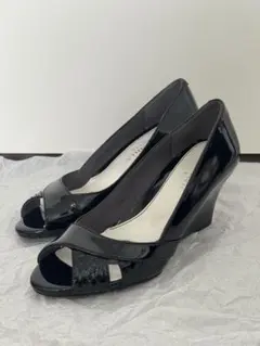 オープントゥパンプス　ウェッジソール　黒　エナメル×ヘビ革　ダイアナのサムネイル